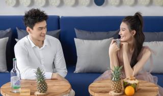 孙杨张豆豆牵手回家